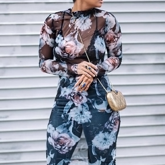 Happy Poshing Girl Boss! - Picture 10 of 11